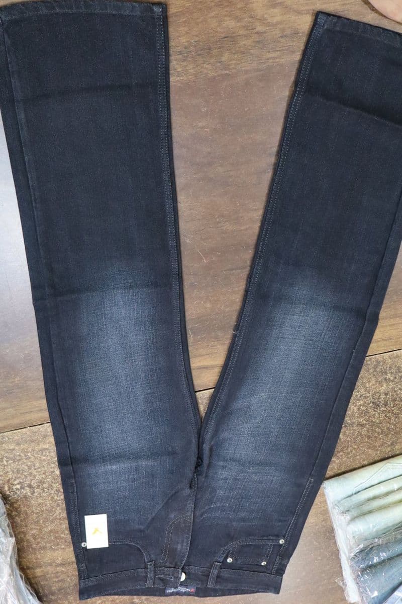 Men's Dark Indigo Faded Jeans at Trendz Fit Fashion